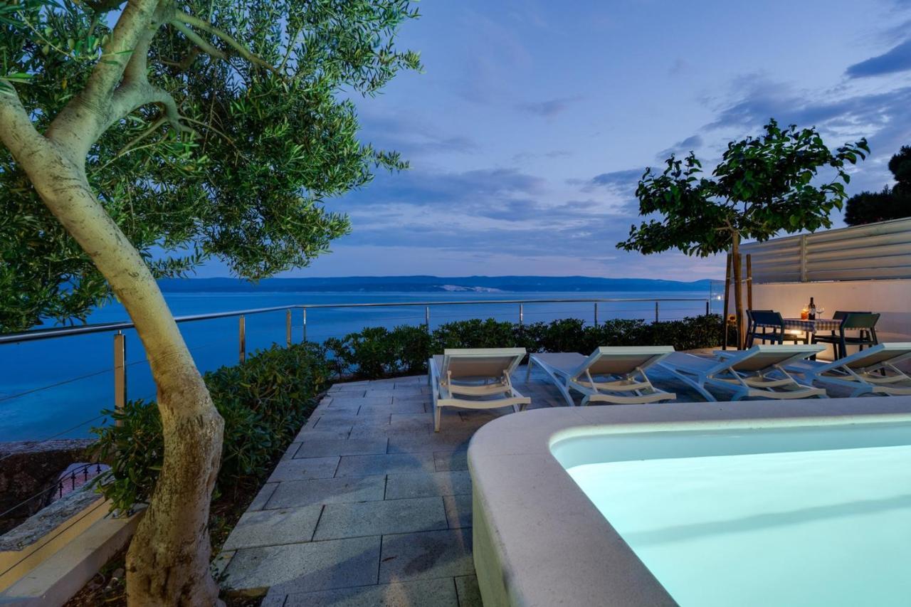 "Villa Del Mar" Beach Villa Mimice Bagian luar foto