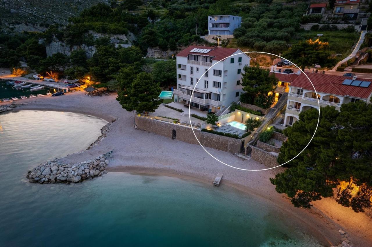"Villa Del Mar" Beach Villa Mimice Bagian luar foto