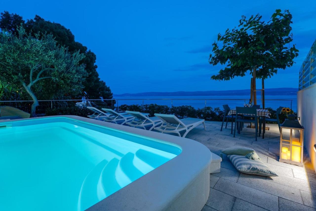 "Villa Del Mar" Beach Villa Mimice Bagian luar foto